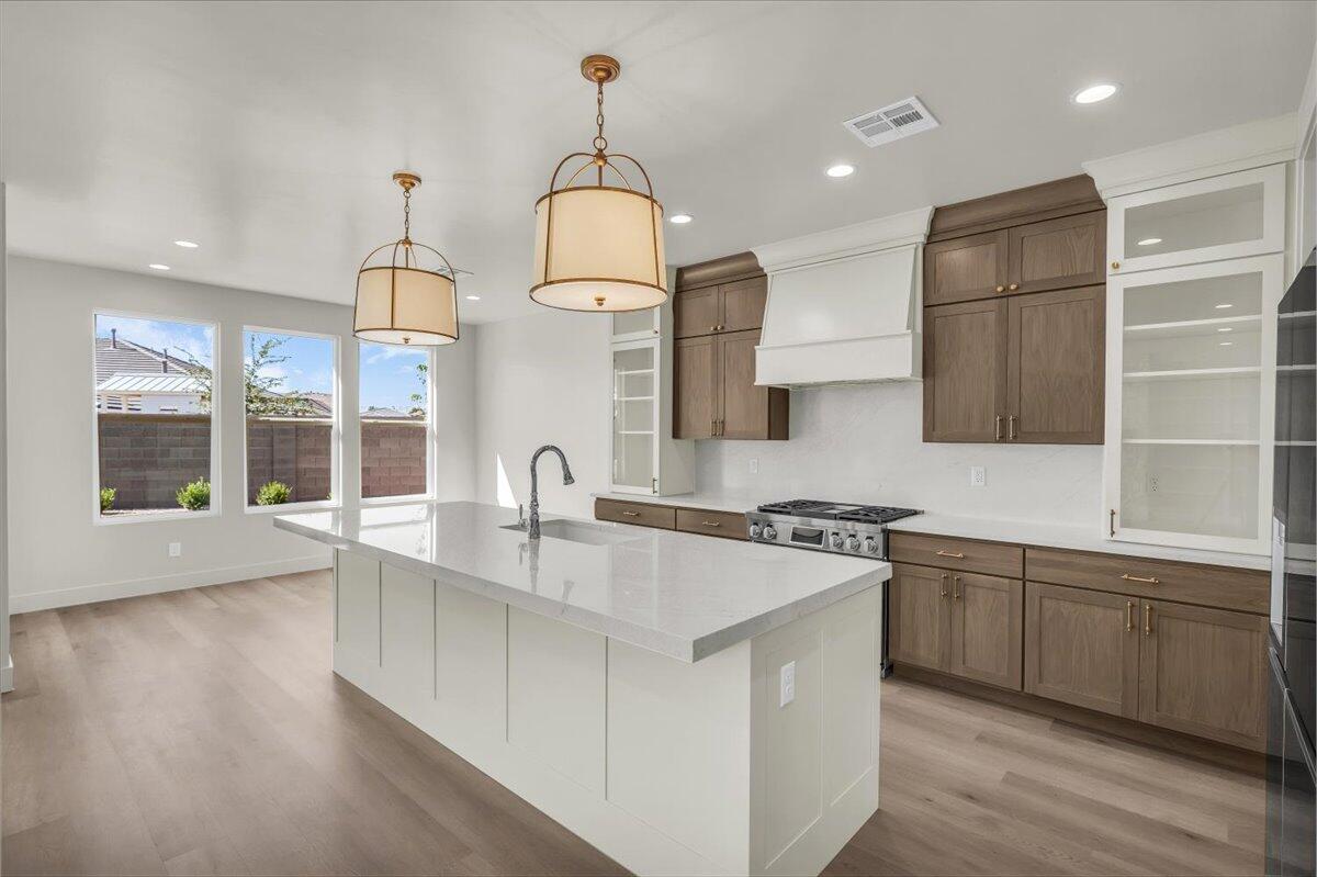 HERITAGE PLACE - Residential