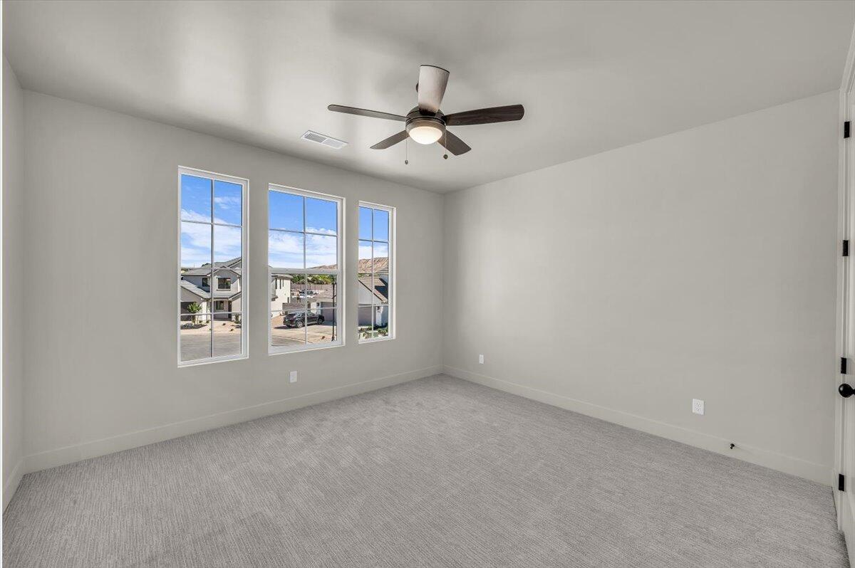 HERITAGE PLACE - Residential