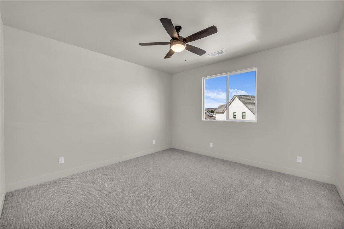 HERITAGE PLACE - Residential