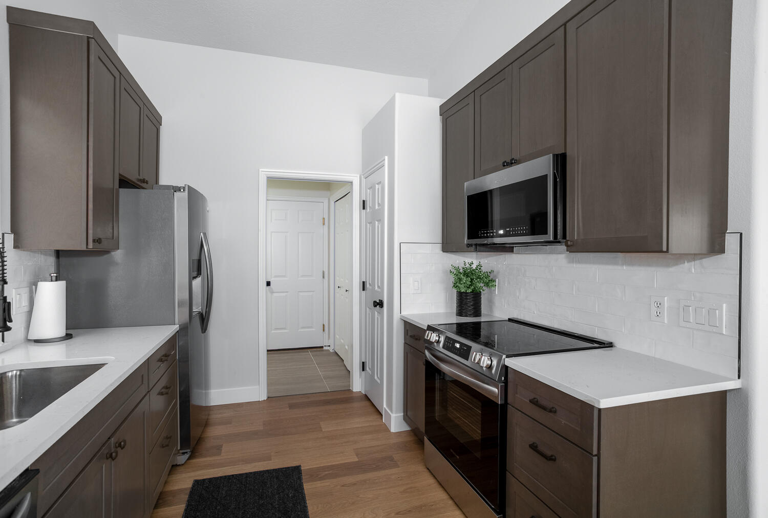 VISTA DEL SOL TOWNHOMES - Residential