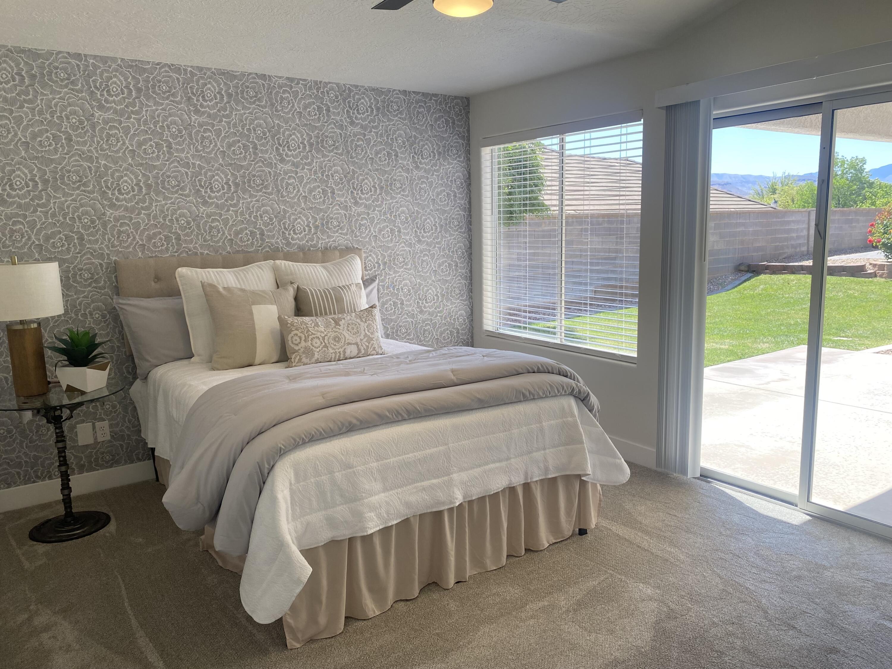 VISTA DEL SOL TOWNHOMES - Residential