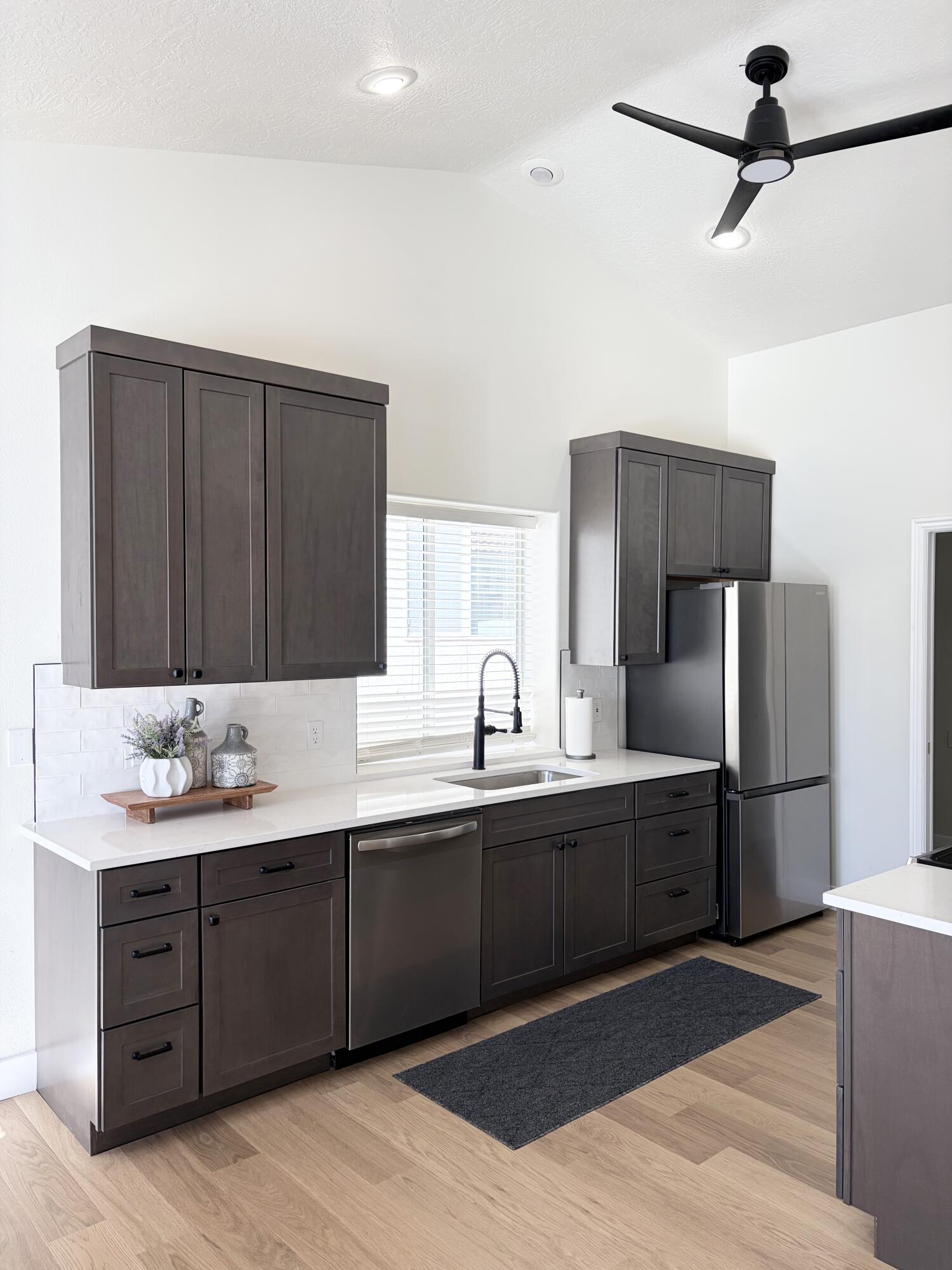 VISTA DEL SOL TOWNHOMES - Residential