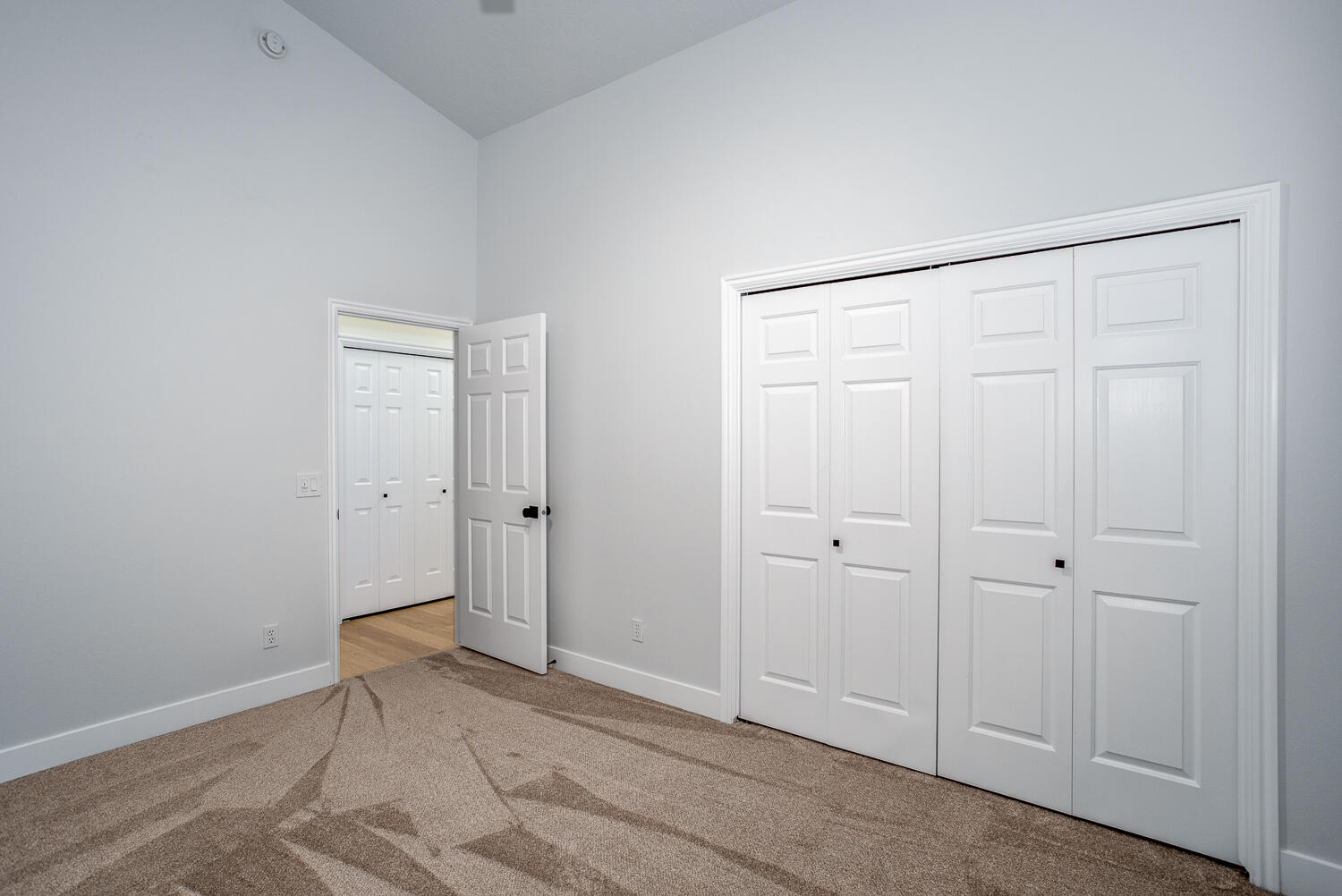 VISTA DEL SOL TOWNHOMES - Residential