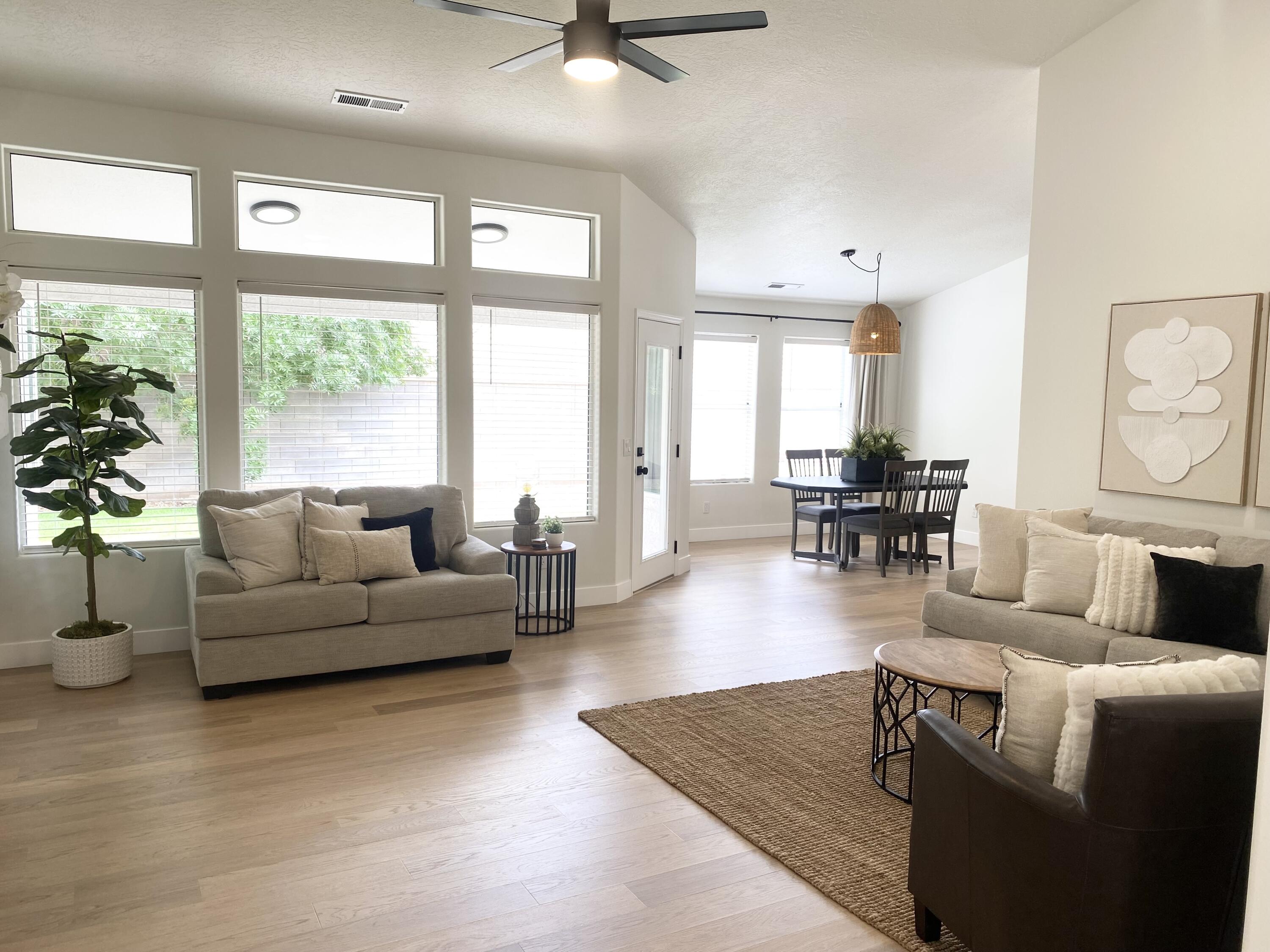 VISTA DEL SOL TOWNHOMES - Residential