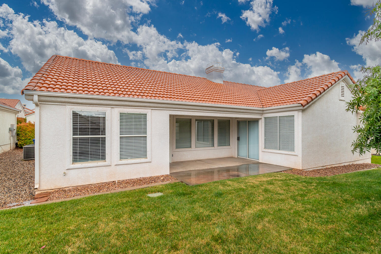 VISTA DEL SOL TOWNHOMES - Residential