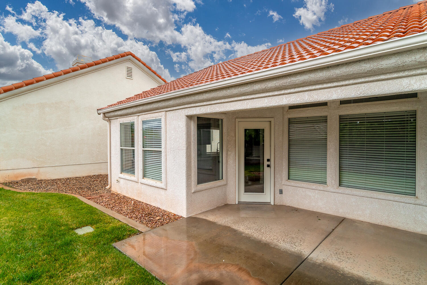 VISTA DEL SOL TOWNHOMES - Residential