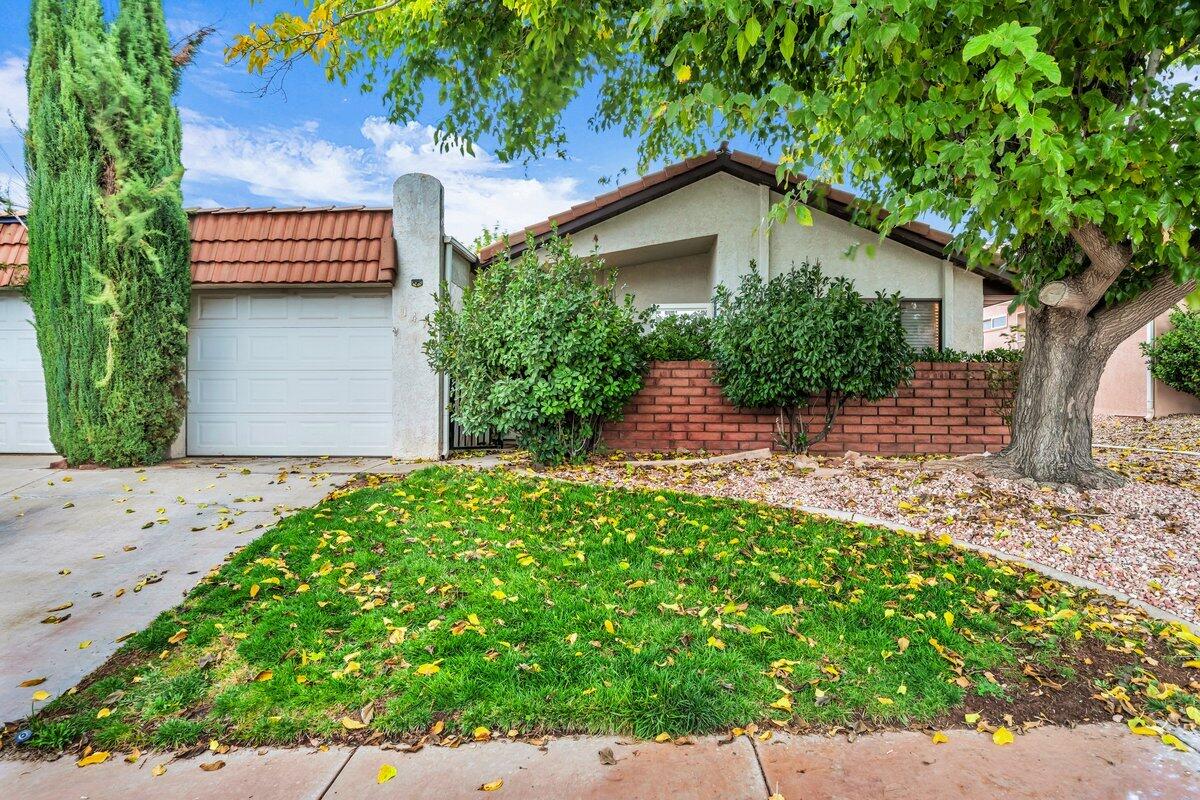 WARM SPRINGS TOWNHOMES - Residential