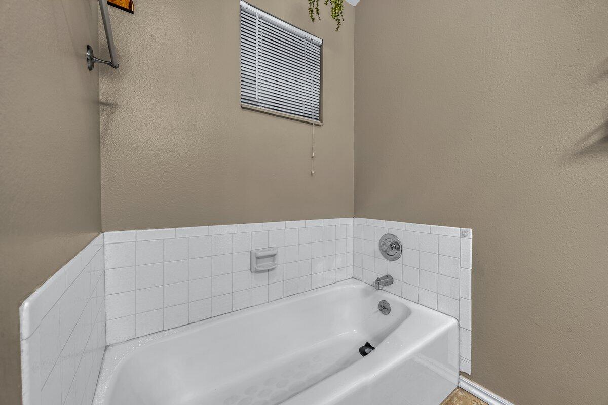 WARM SPRINGS TOWNHOMES - Residential