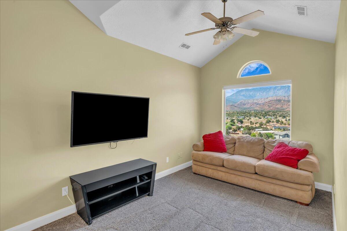 HOMESPUN VILLAGE - Residential