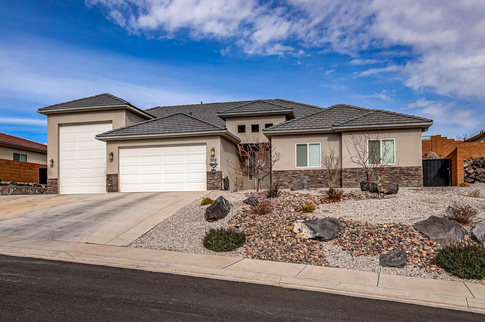 FIREROCK - Residential