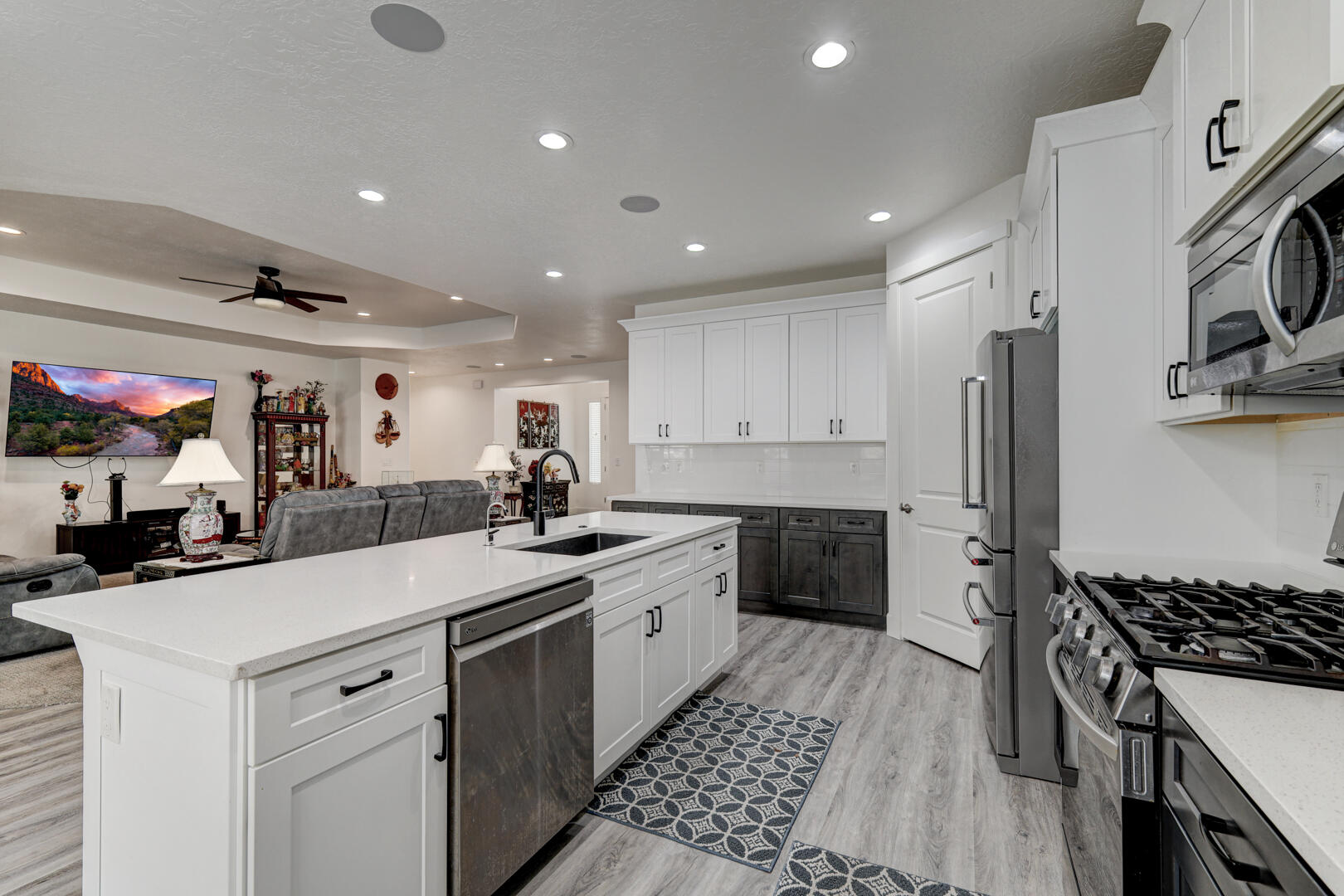 FIREROCK - Residential