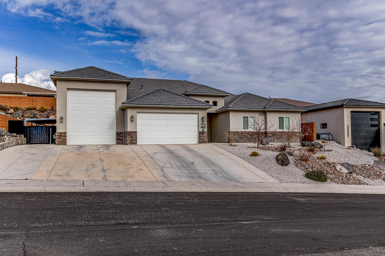 FIREROCK - Residential