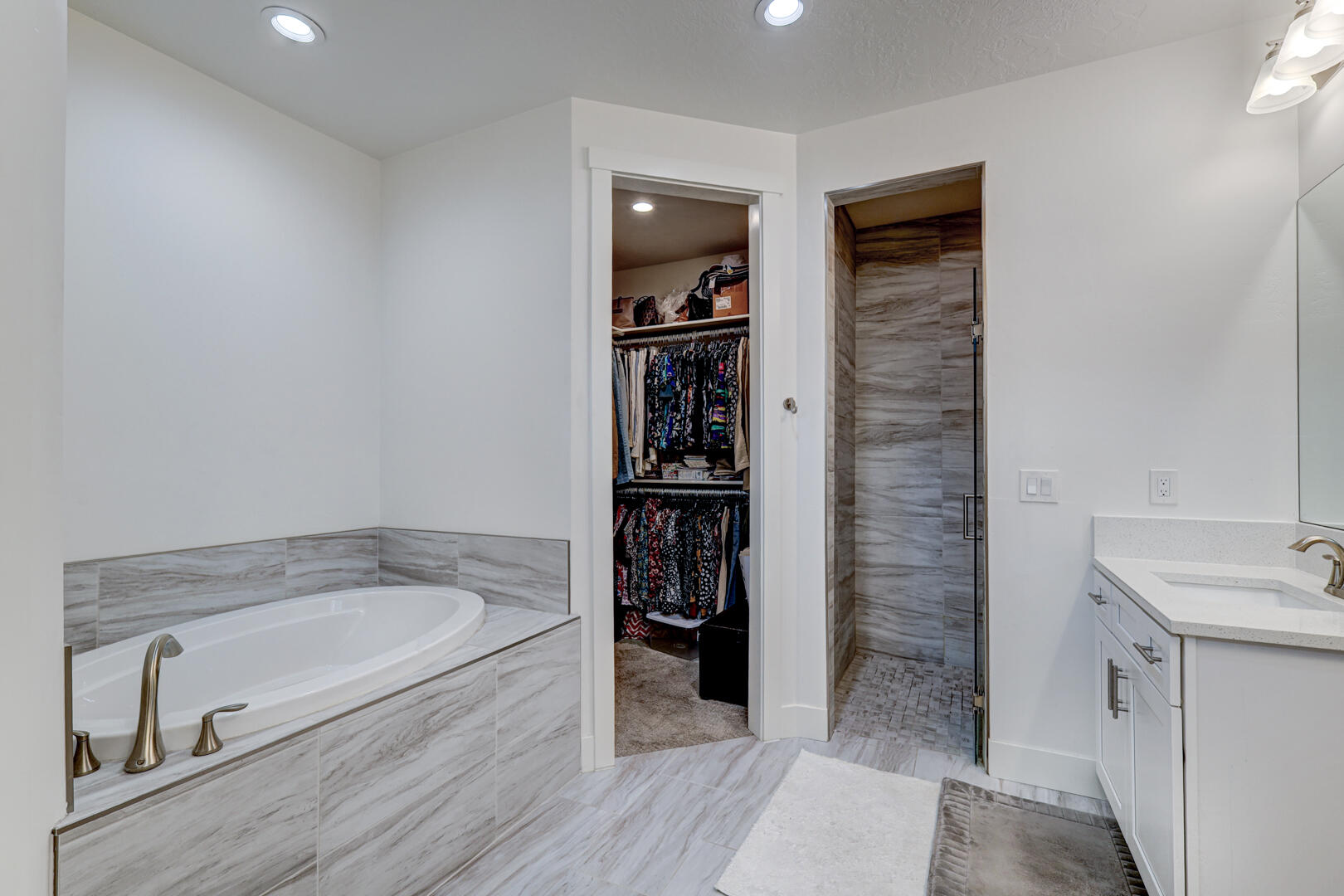 FIREROCK - Residential