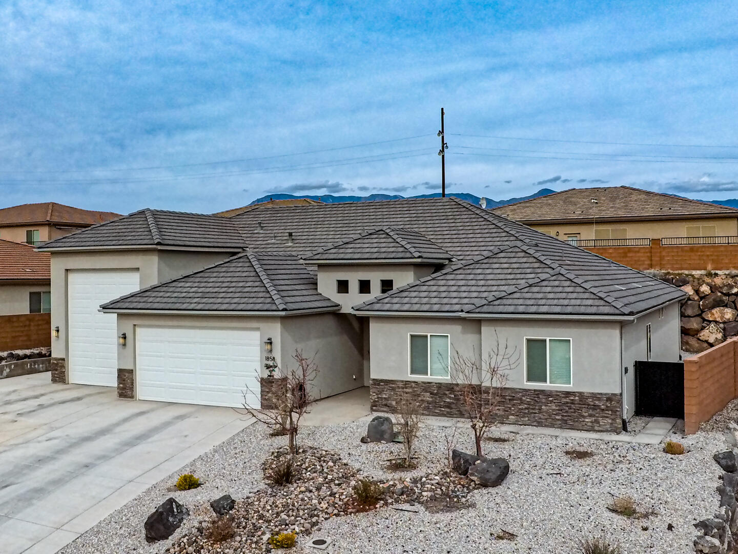 FIREROCK - Residential