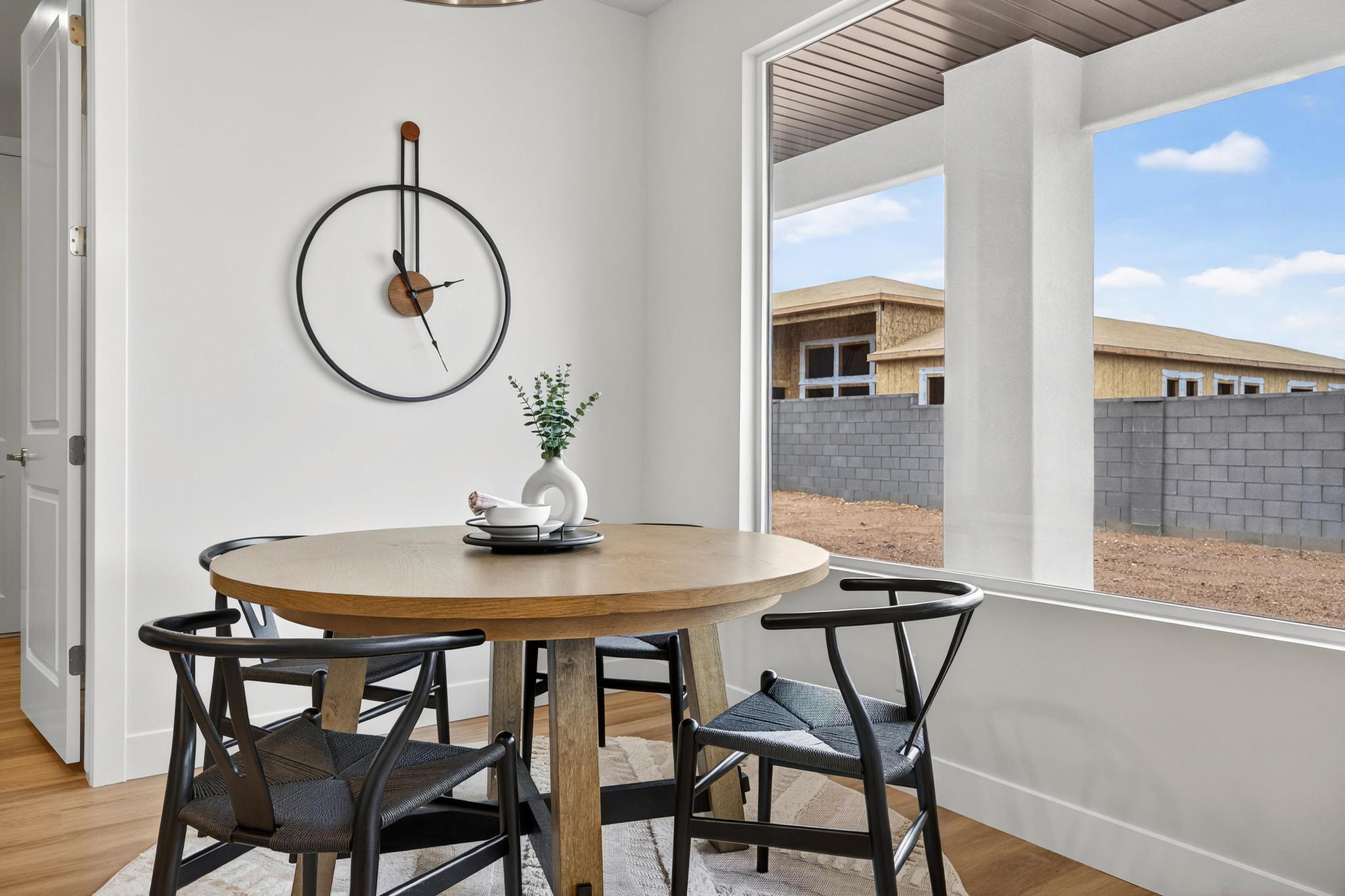 SCENIC POINTE - Residential