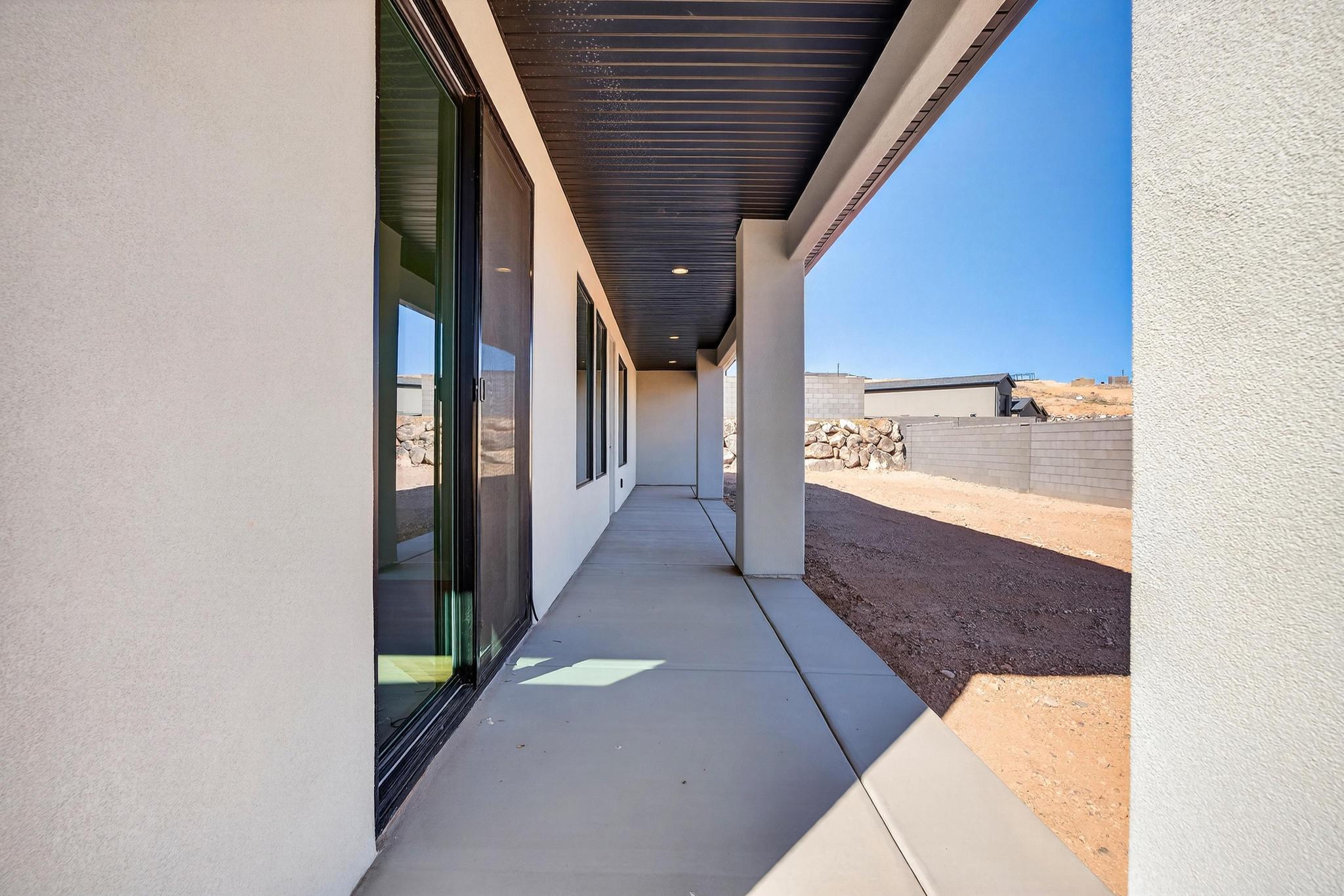 SCENIC POINTE - Residential