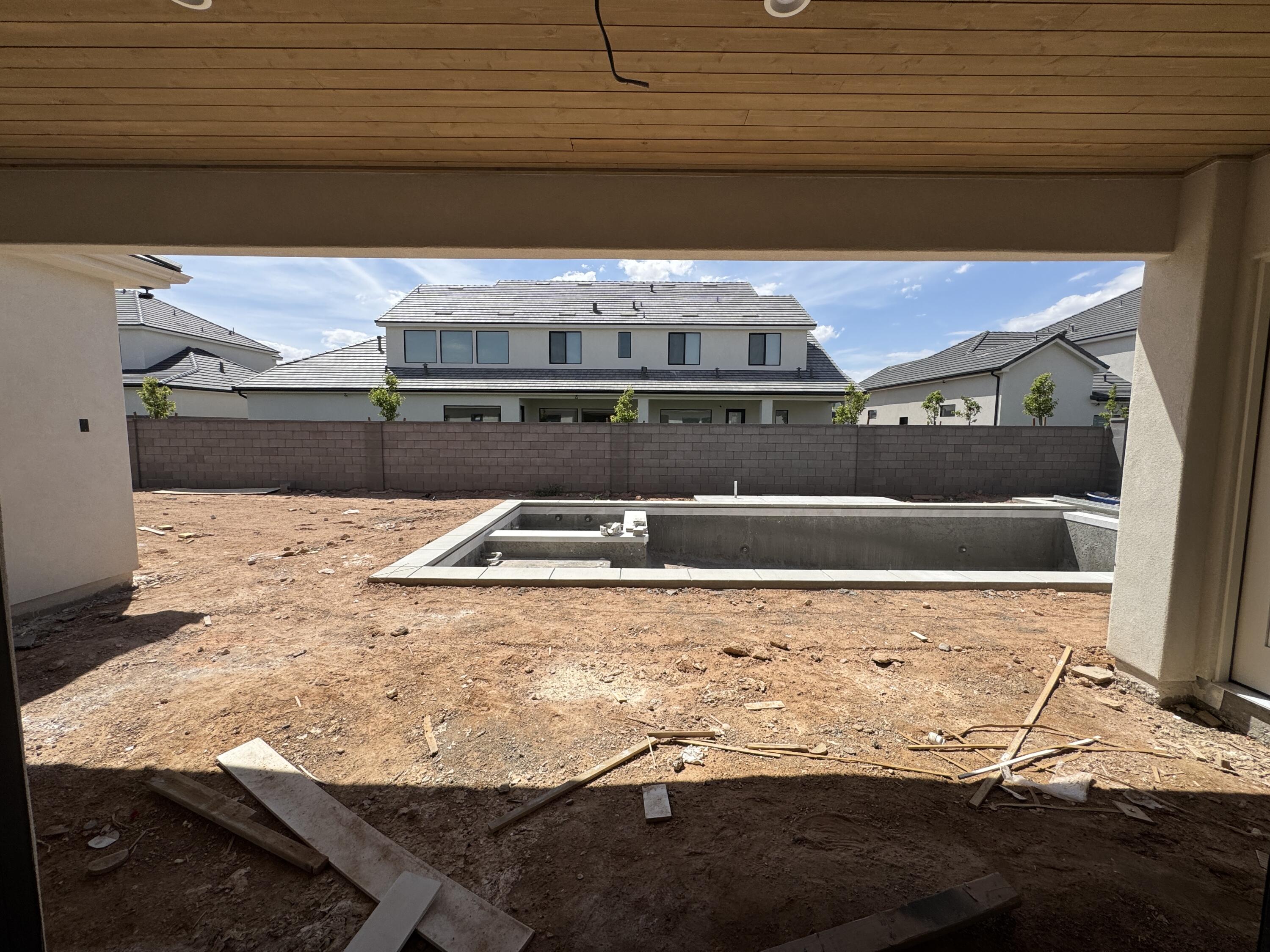 MOORLAND PARK - Residential