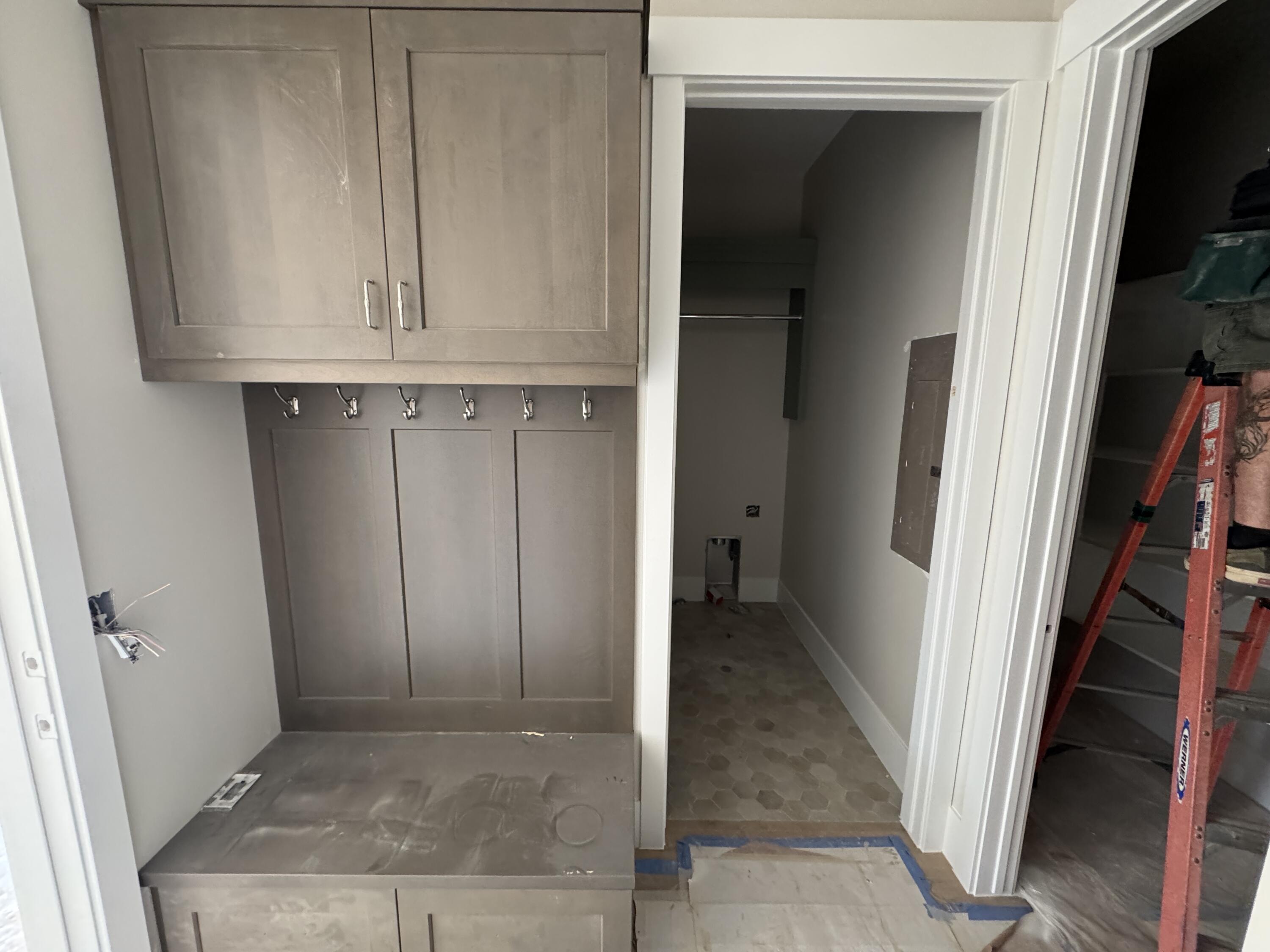 MOORLAND PARK - Residential