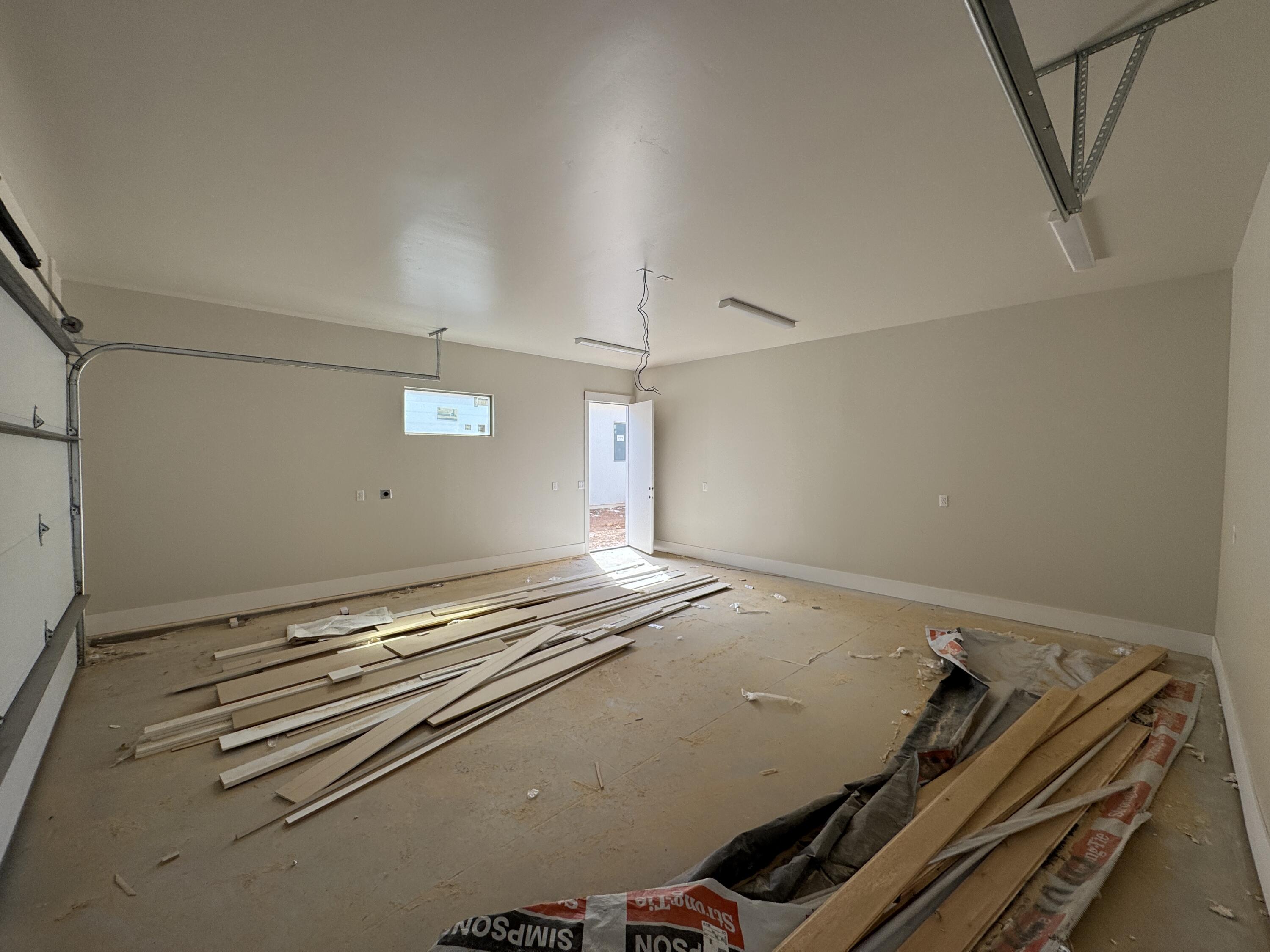 MOORLAND PARK - Residential