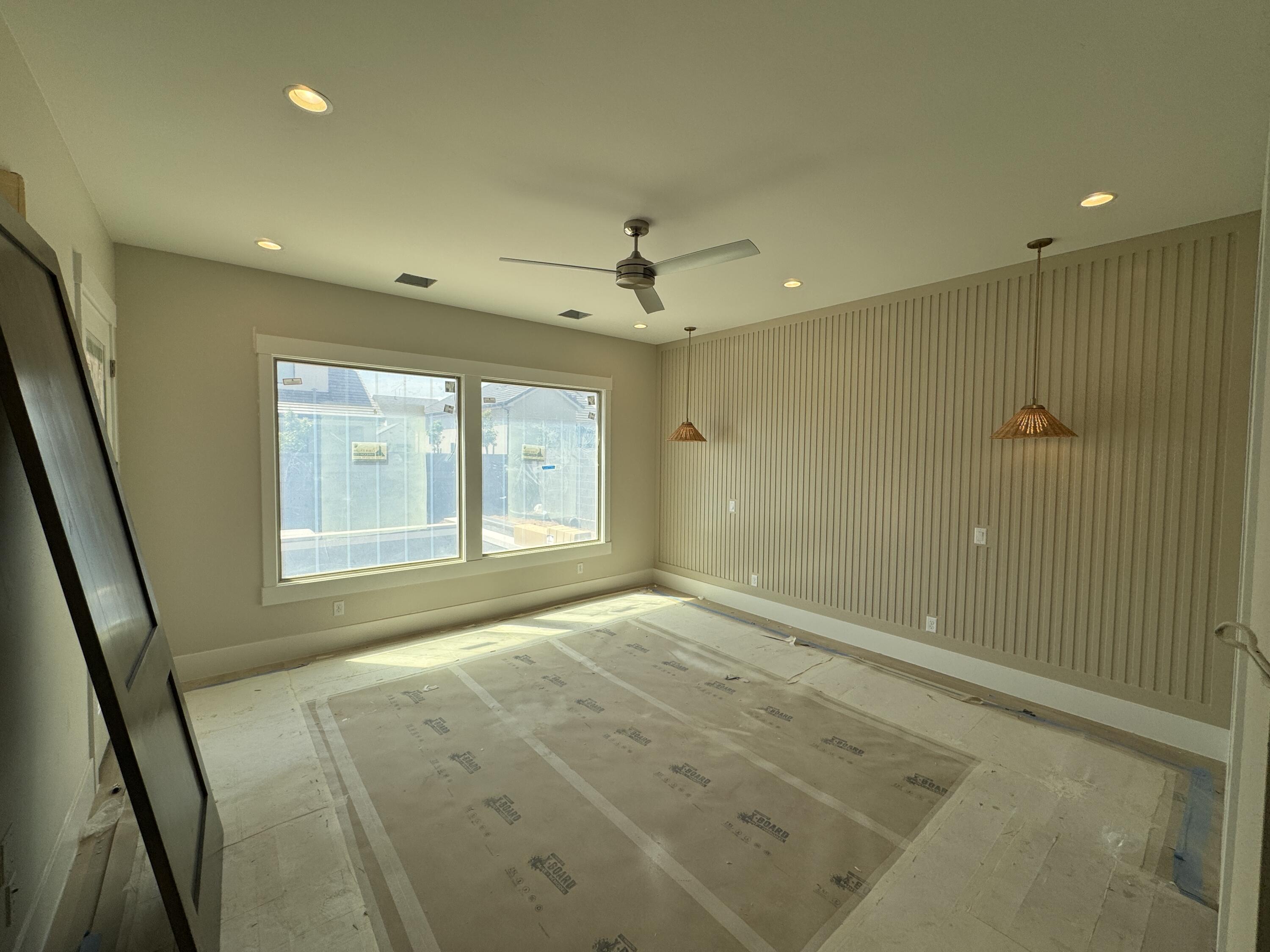 MOORLAND PARK - Residential