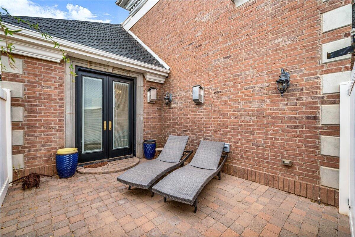 SUNSET COVE - Residential