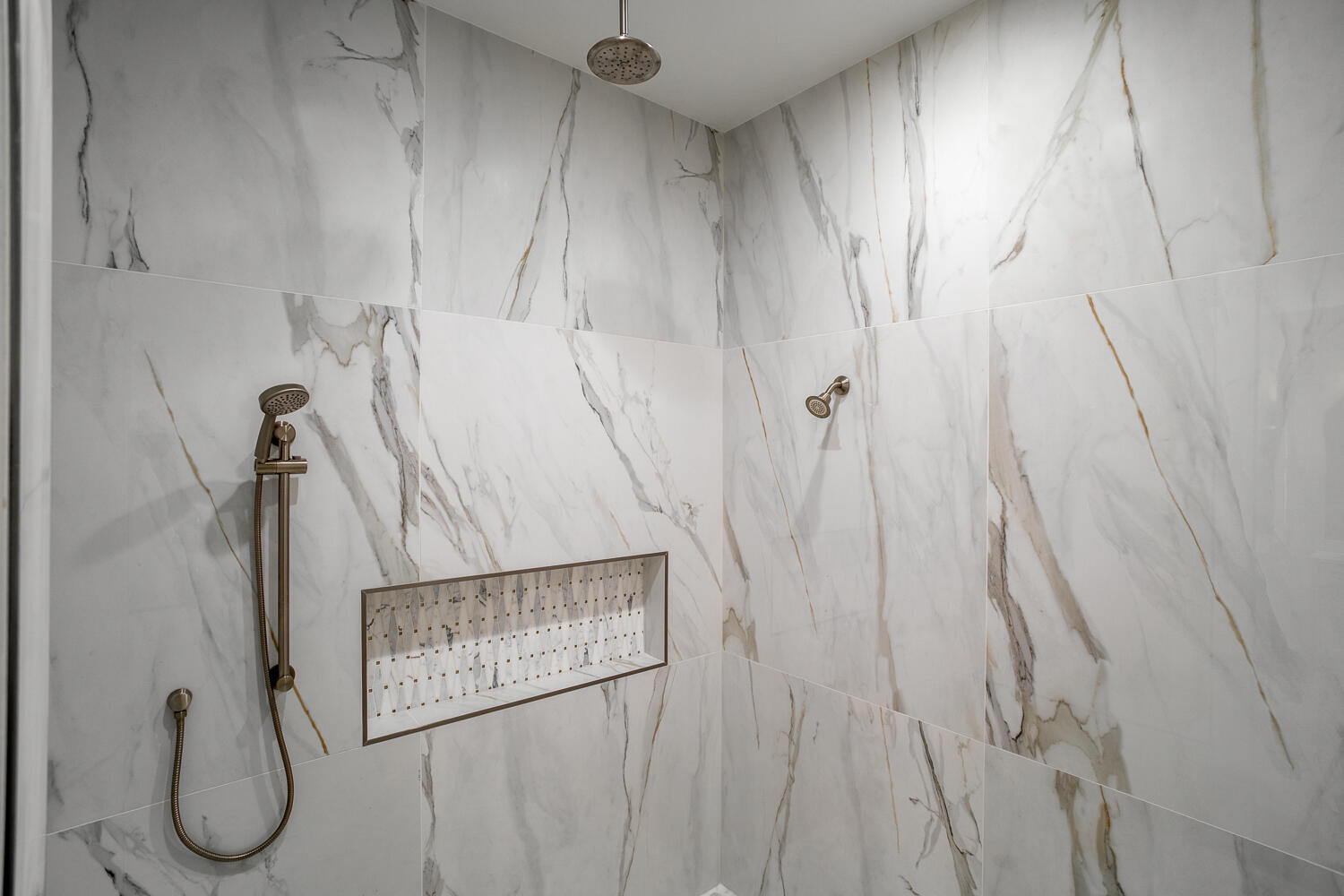 ANCESTOR ESTATES - Residential