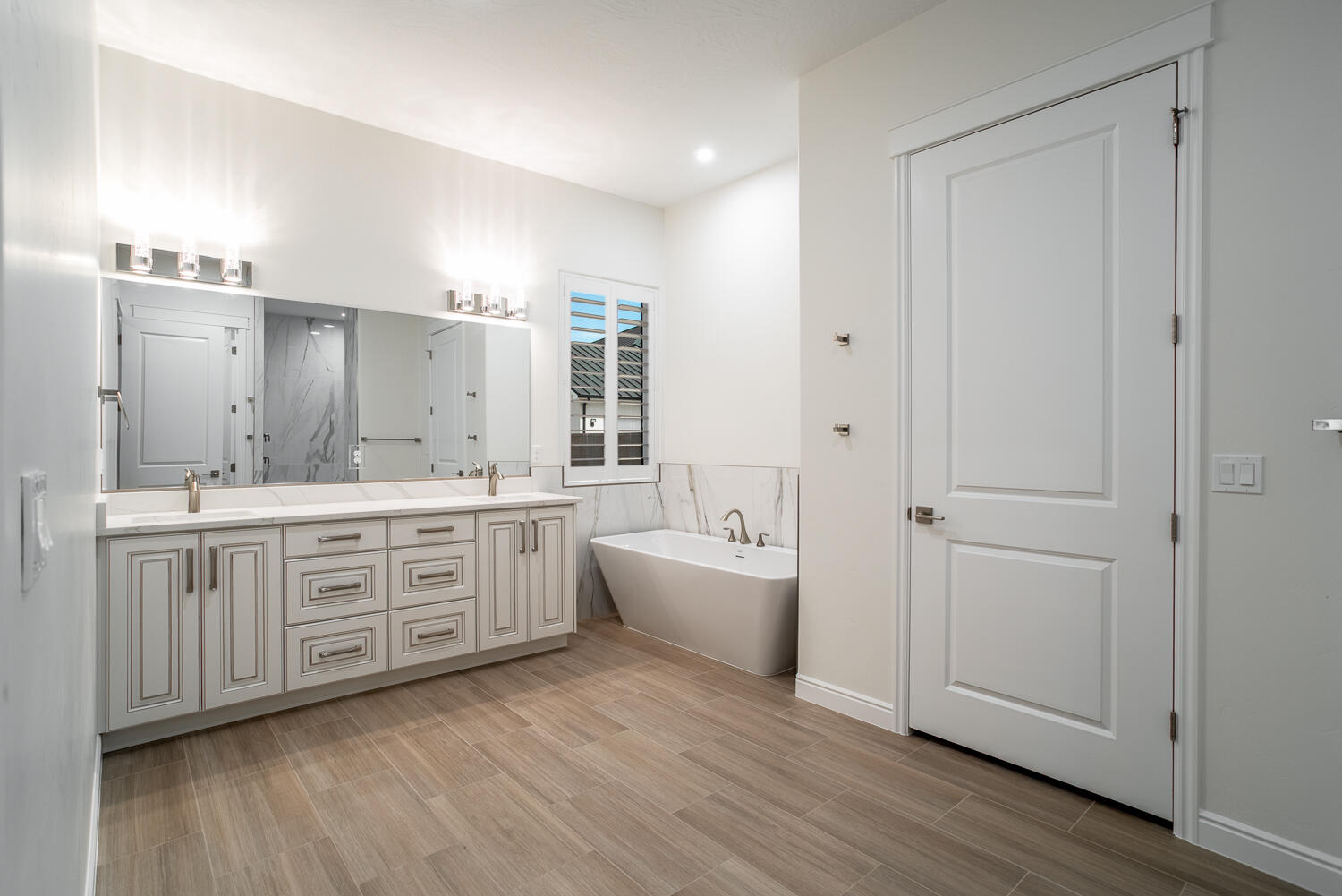 ANCESTOR ESTATES - Residential