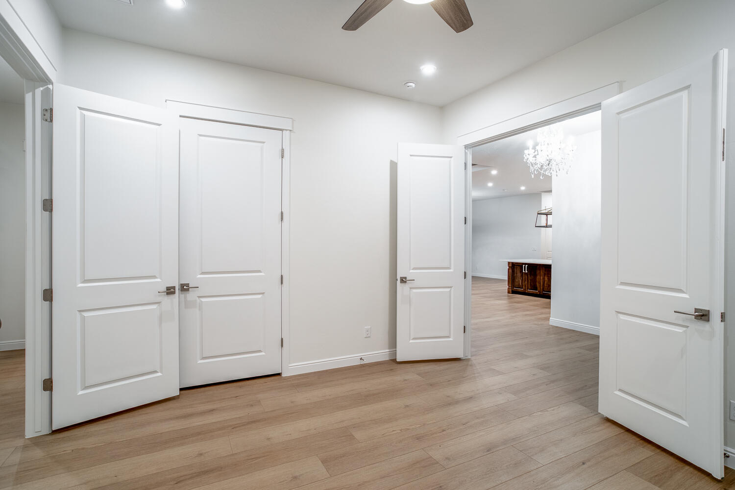 ANCESTOR ESTATES - Residential