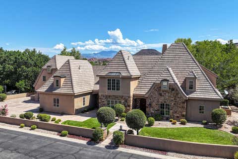 Photo of 1548 W Woodsview LN, Saint George, UT 84770 (MLS # 26-274412)