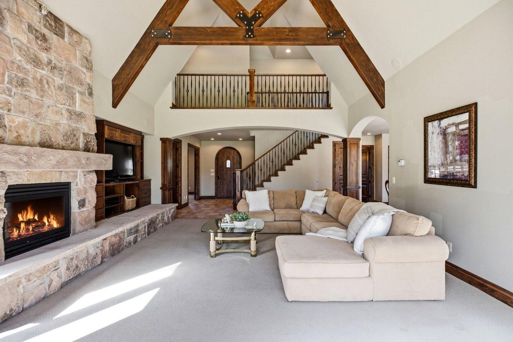 Photo of 1548 W Woodsview LN, Saint George, UT 84770 (MLS # 26-274412)