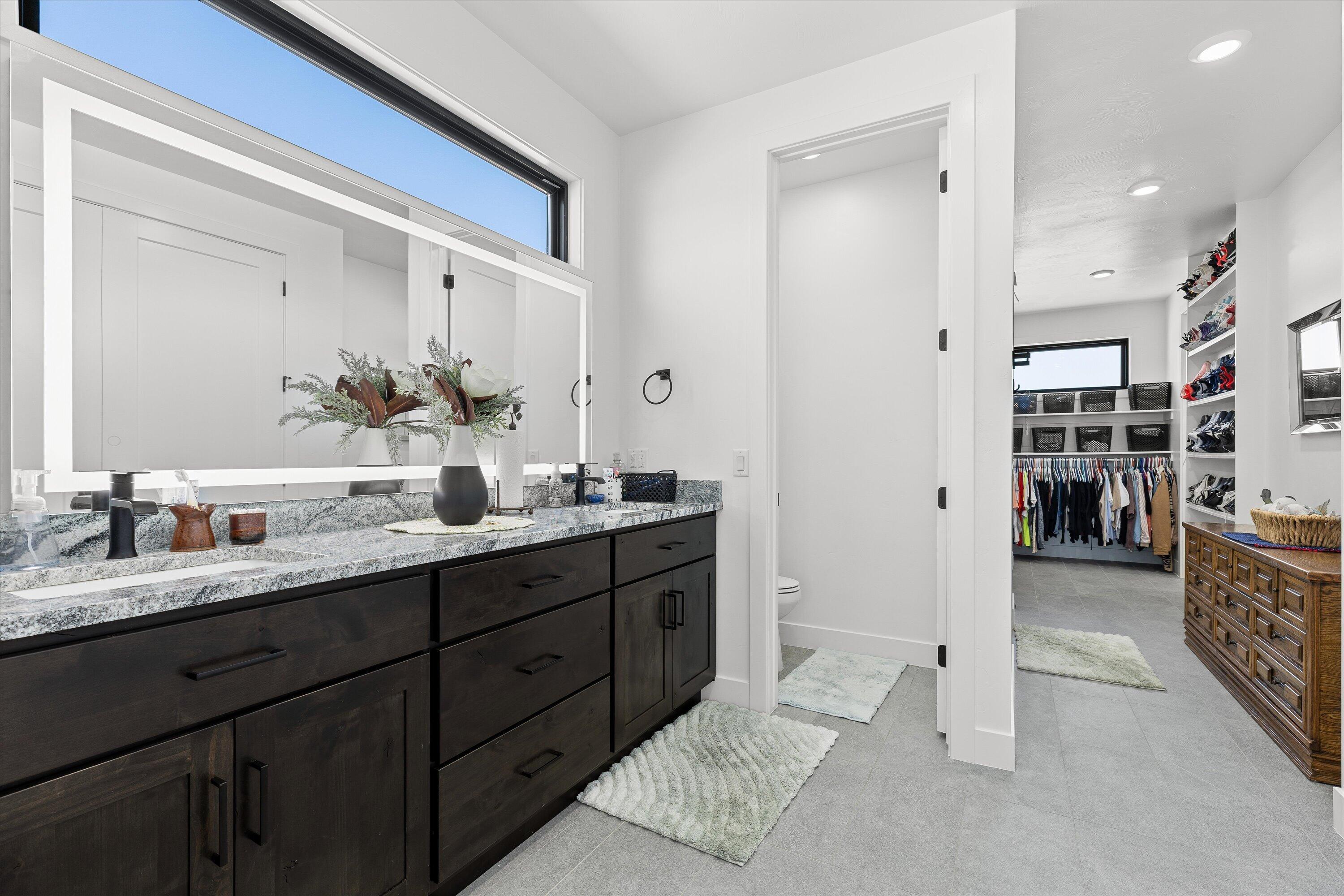 MAJESTIC HILLS - Residential