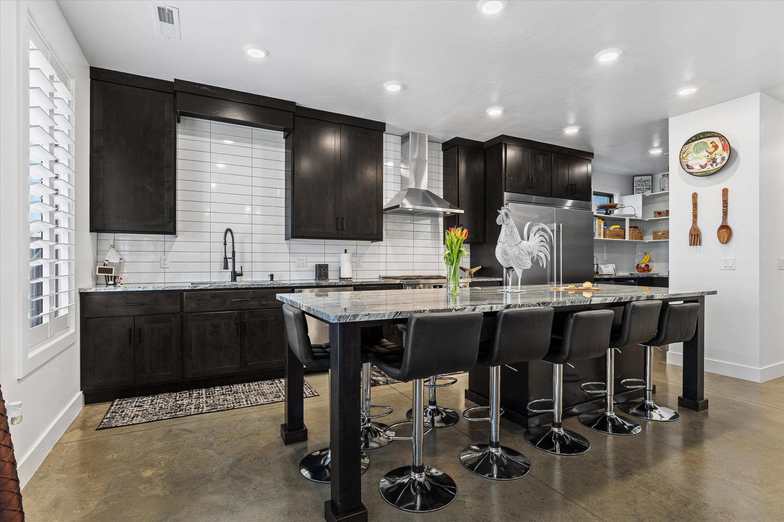 MAJESTIC HILLS - Residential