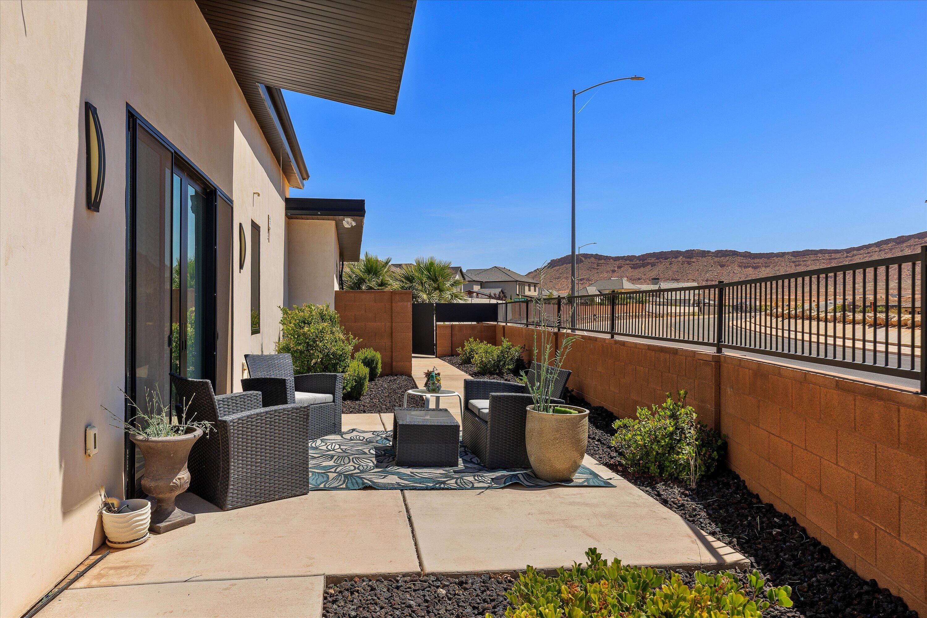 MAJESTIC HILLS - Residential