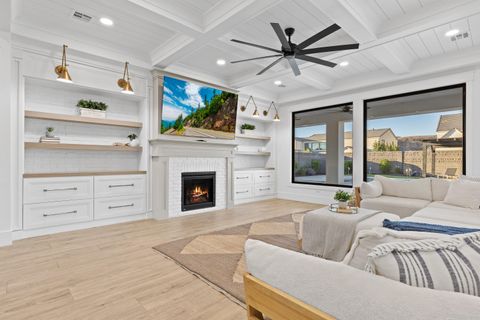 Tiny photo for 697 E Margarita Way, Washington, UT 84780 (MLS # 25-265908)