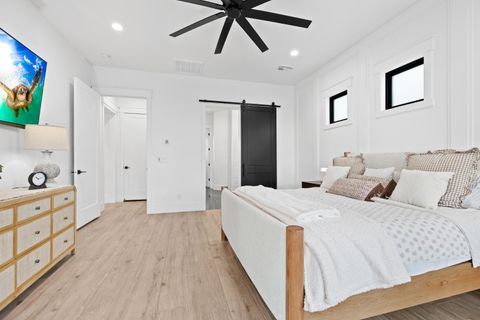 Tiny photo for 697 E Margarita Way, Washington, UT 84780 (MLS # 25-265908)