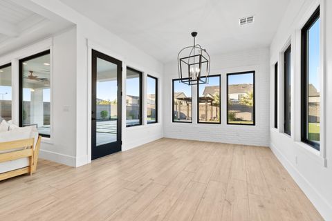 Tiny photo for 697 E Margarita Way, Washington, UT 84780 (MLS # 25-265908)