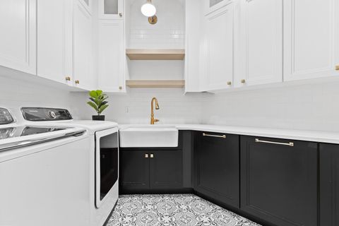 Tiny photo for 697 E Margarita Way, Washington, UT 84780 (MLS # 25-265908)