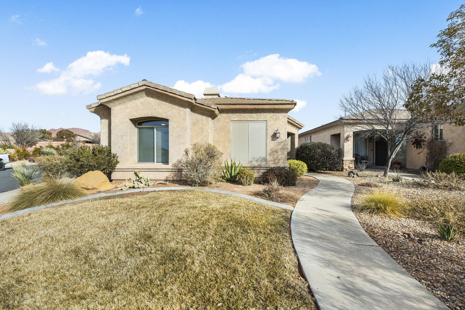 CORAL CANYON - Residential