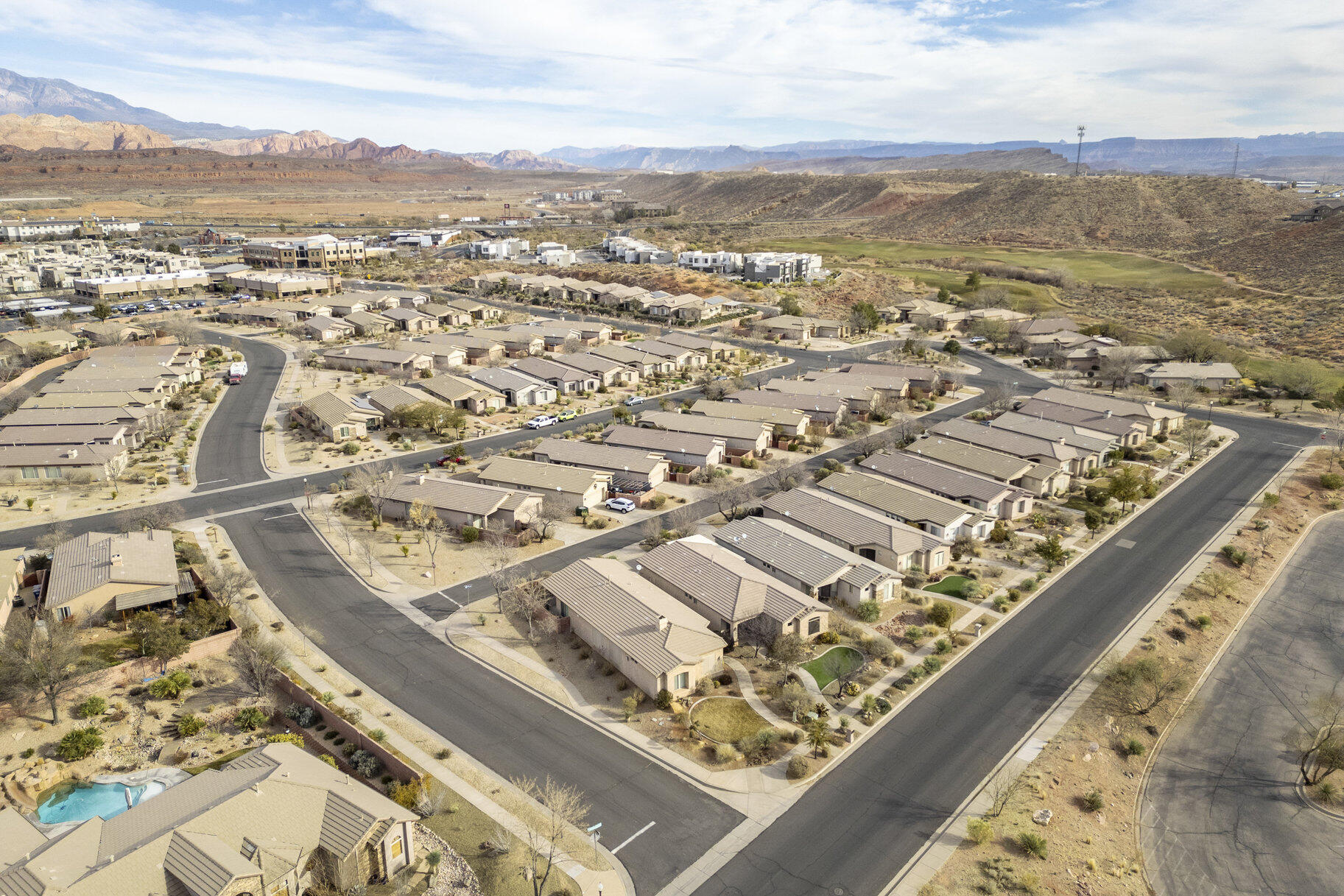 CORAL CANYON - Residential