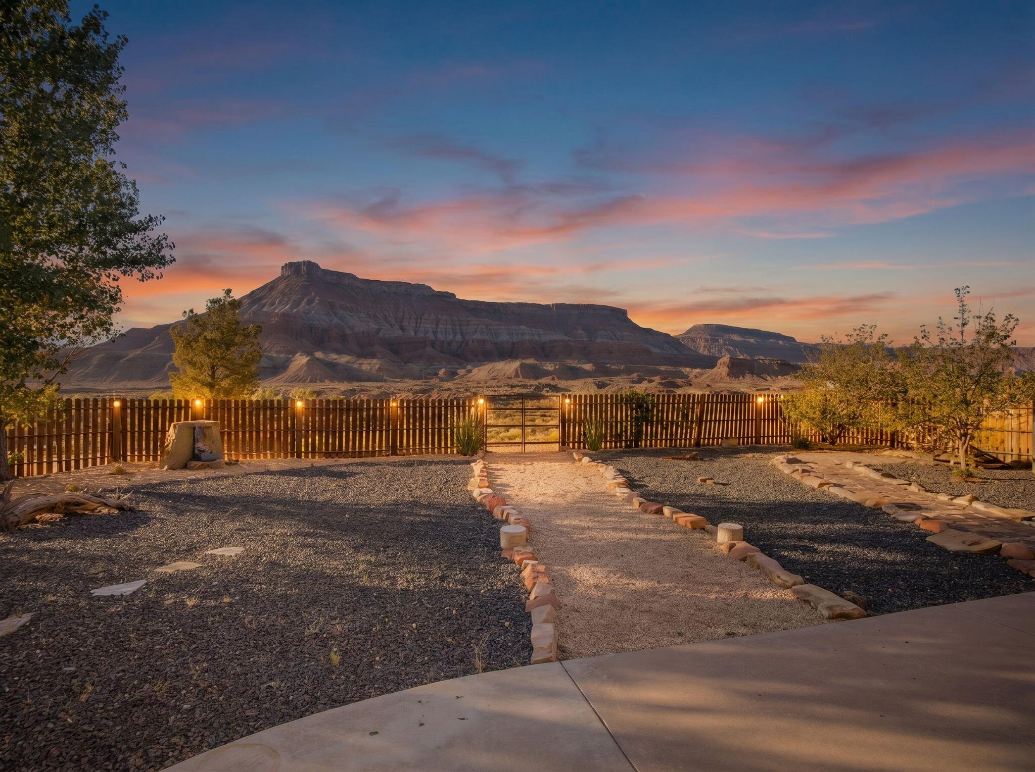 DESERT GARDEN ESTATES - Residential