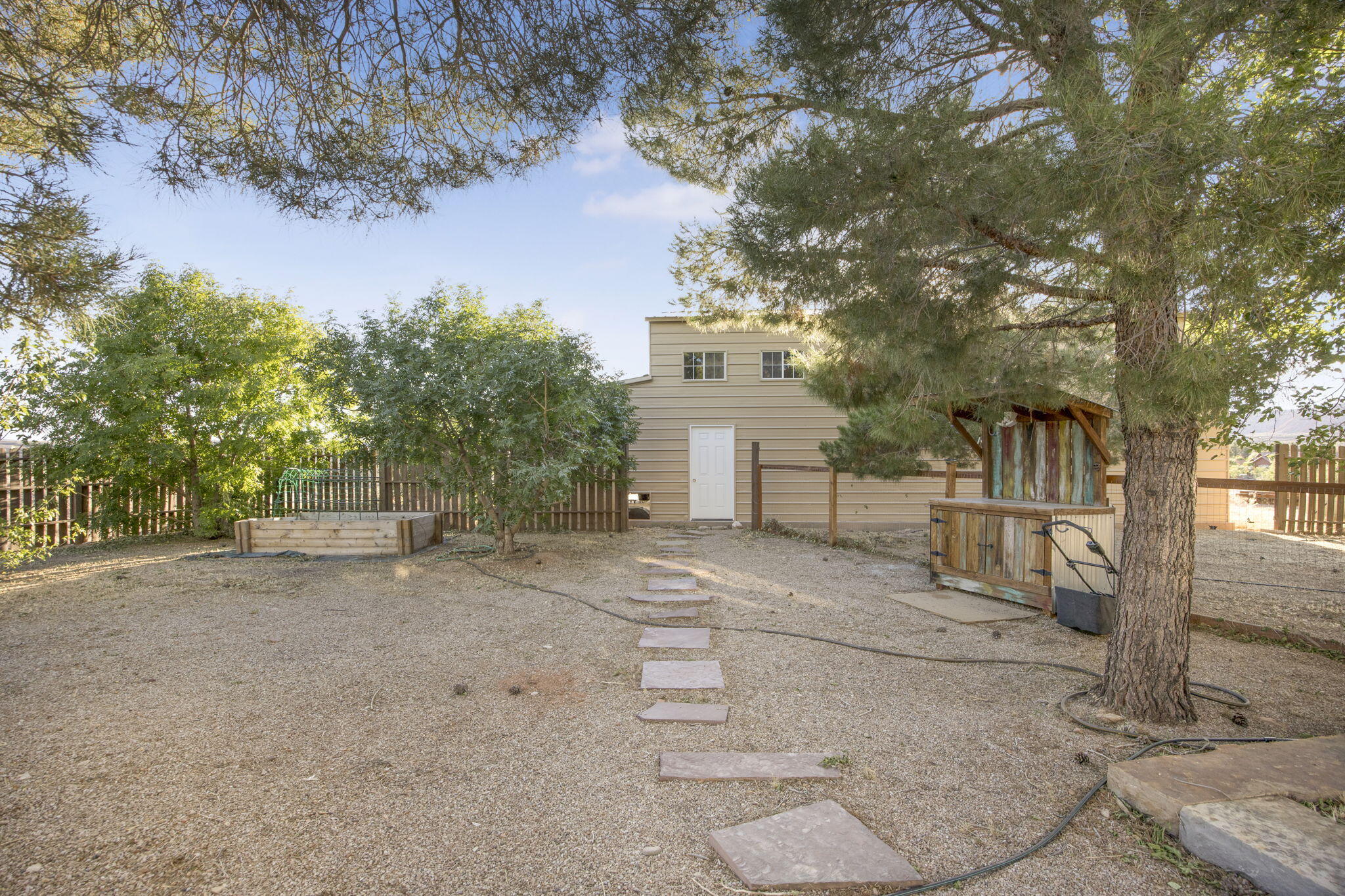 DESERT GARDEN ESTATES - Residential