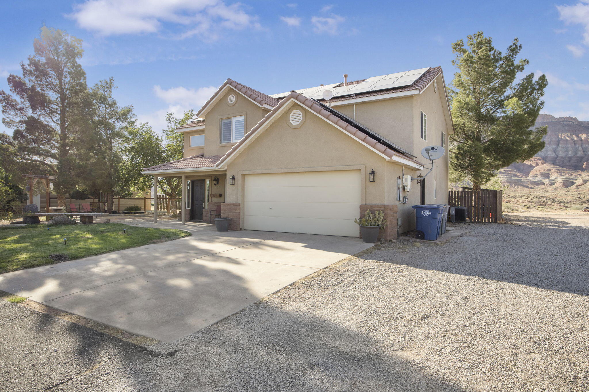 DESERT GARDEN ESTATES - Residential