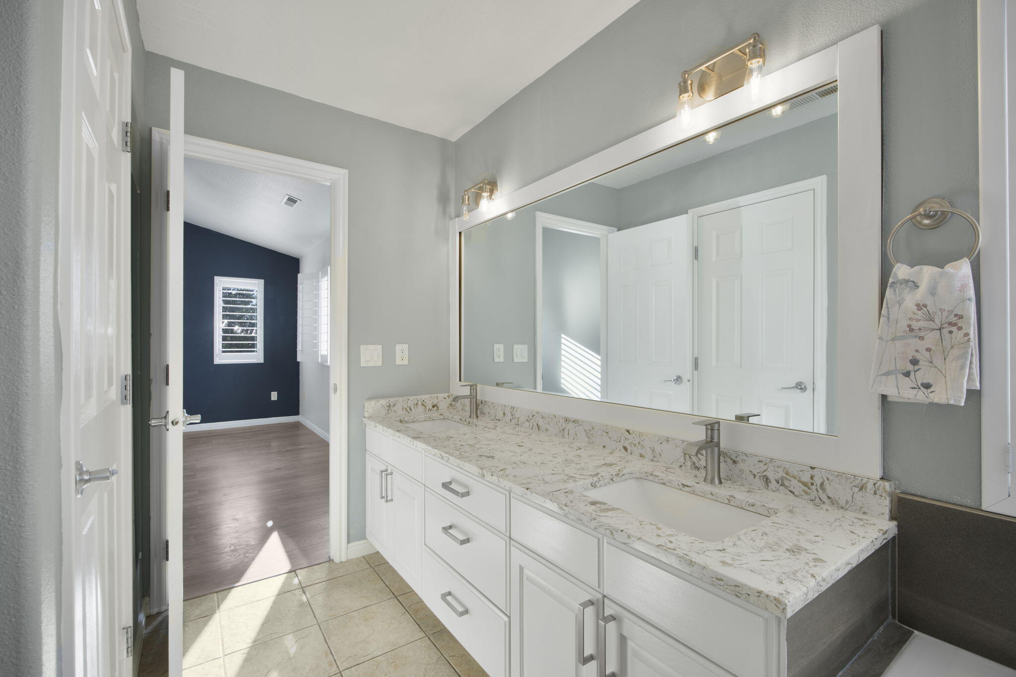 DESERT GARDEN ESTATES - Residential