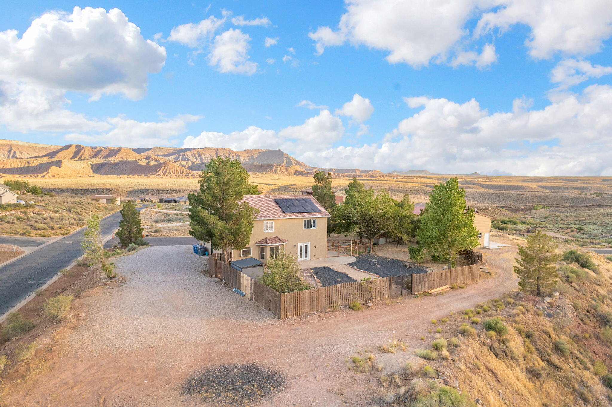 DESERT GARDEN ESTATES - Residential