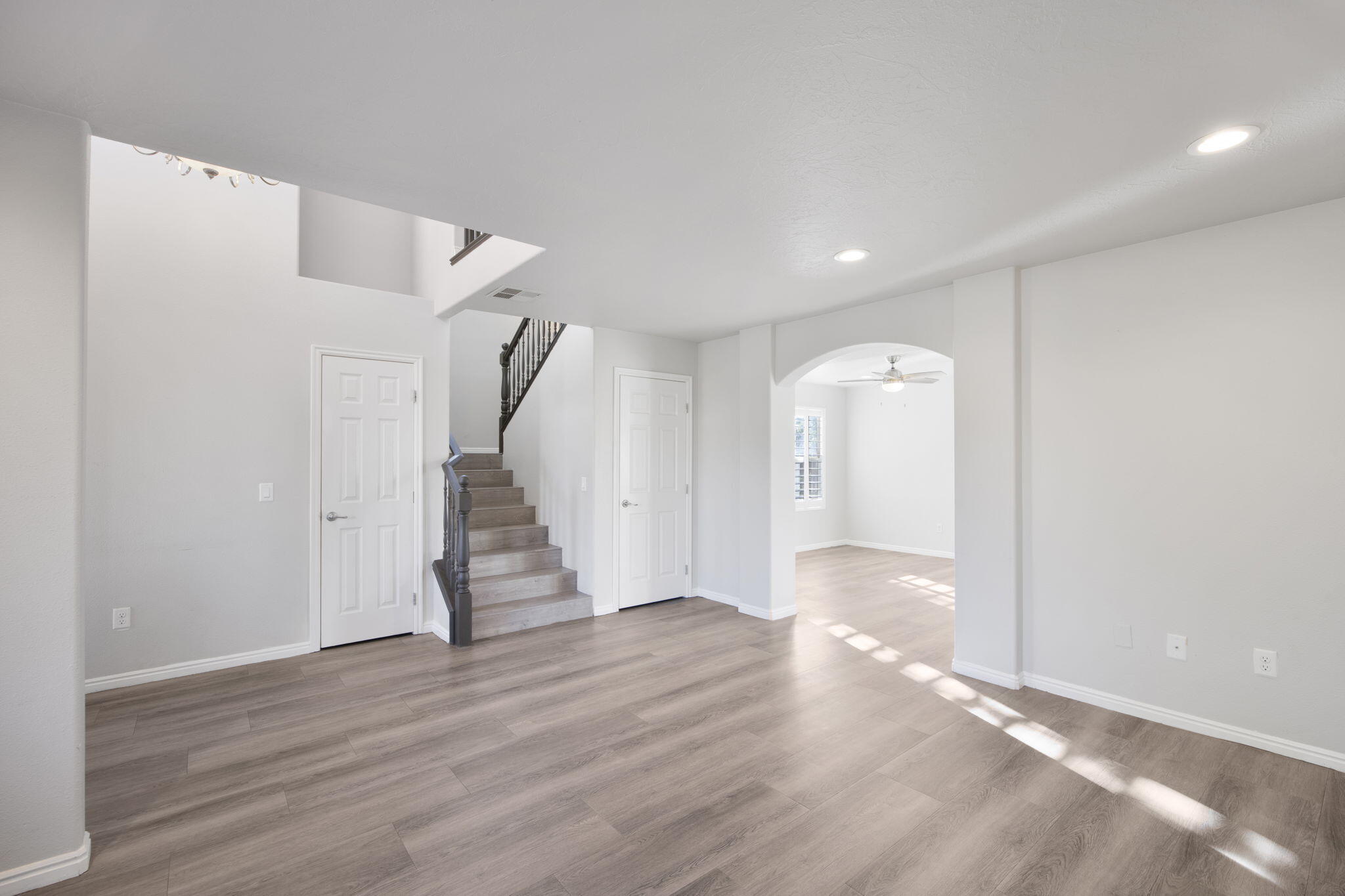 DESERT GARDEN ESTATES - Residential