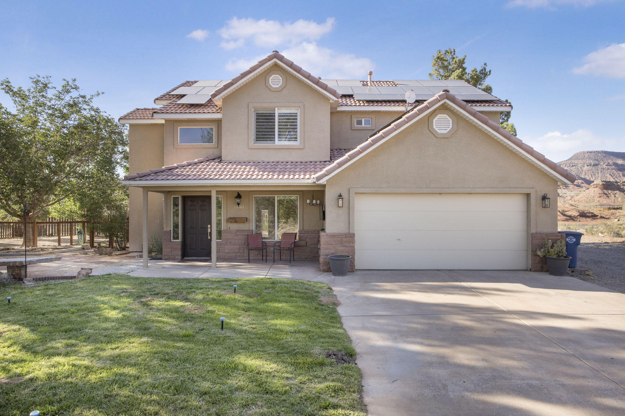 DESERT GARDEN ESTATES - Residential