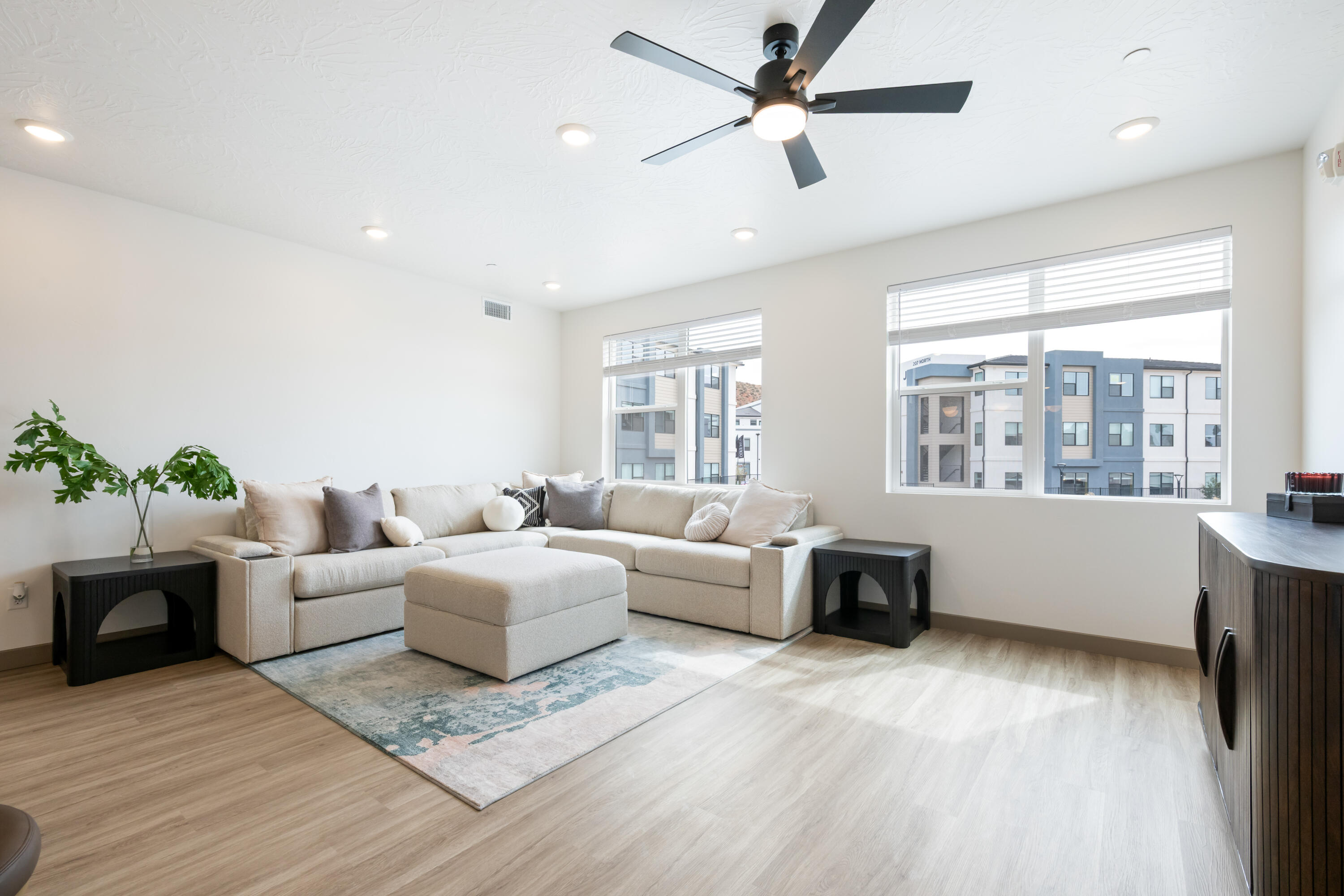 CORAL SPRINGS CONDOMINIUMS - Residential