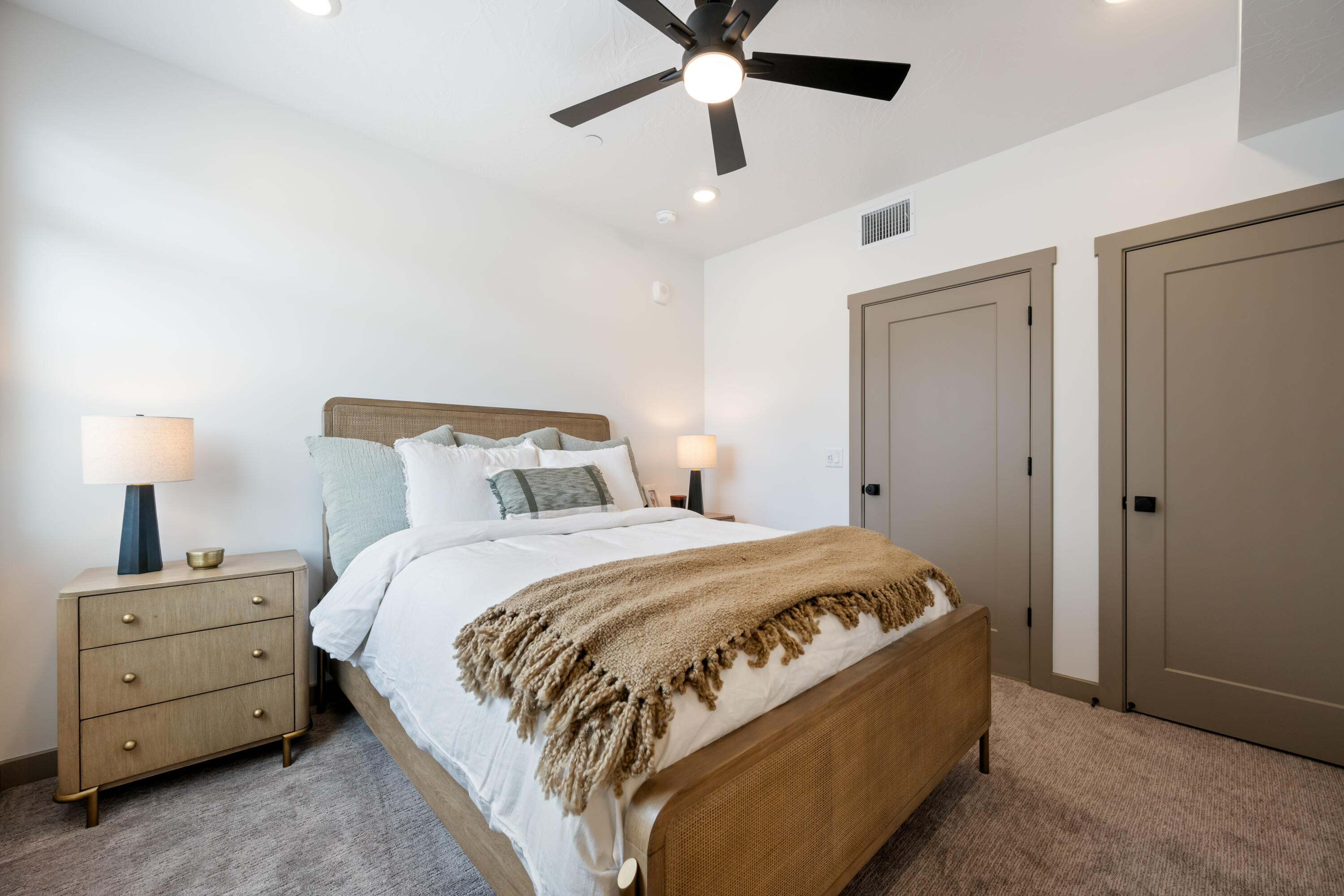 CORAL SPRINGS CONDOMINIUMS - Residential