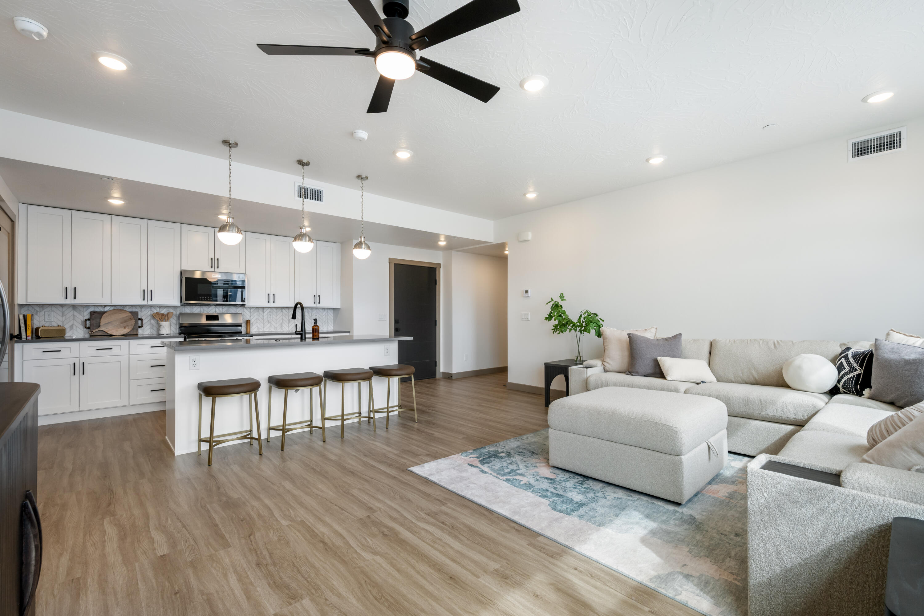 CORAL SPRINGS CONDOMINIUMS - Residential