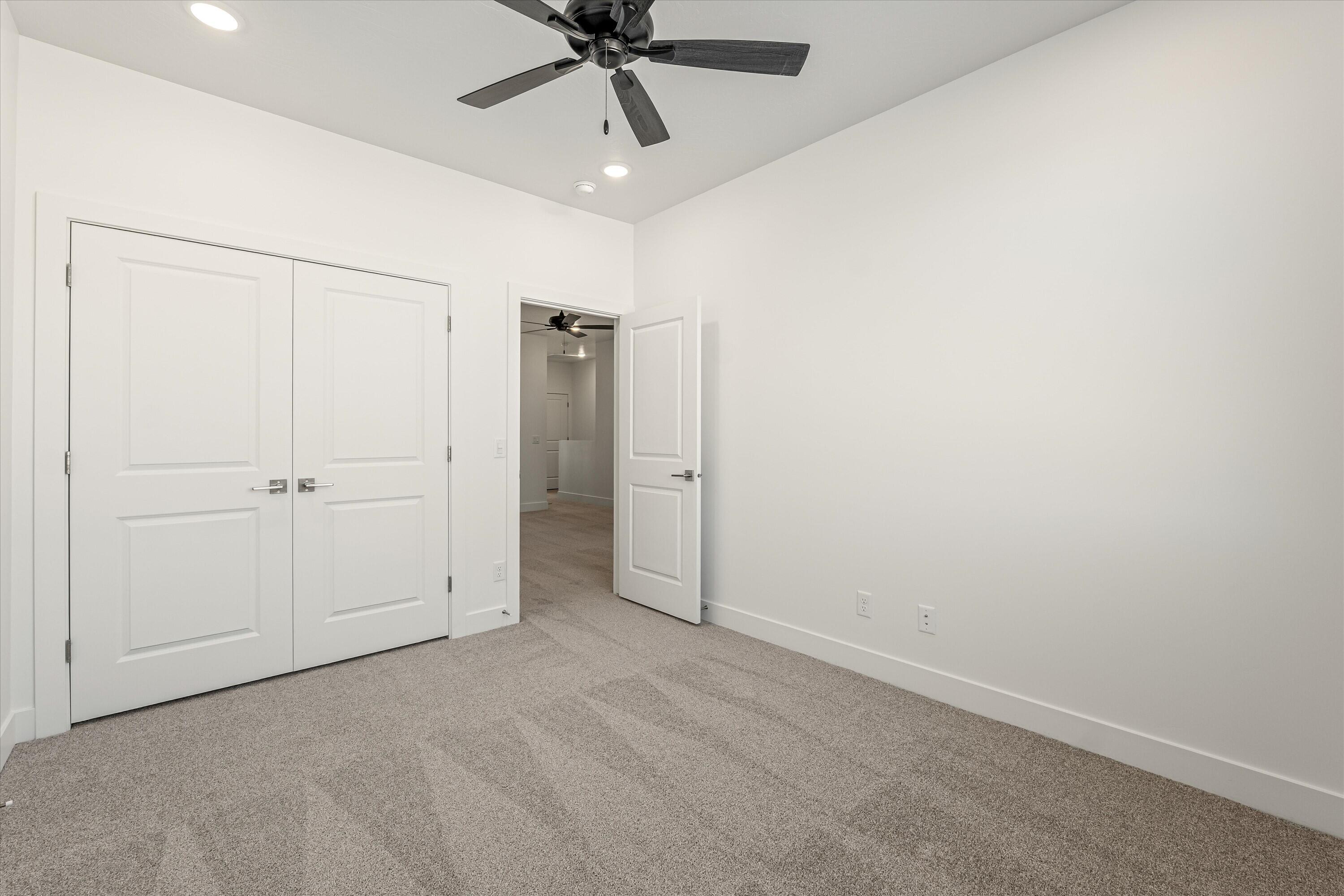 SAGE VILLAS - Residential